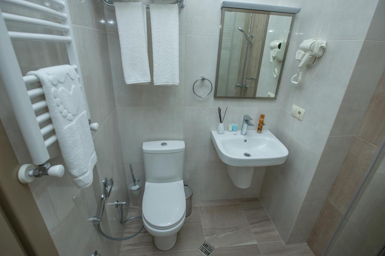 History Hotel Тбилиси Экстерьер фото